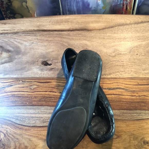 Flat & Stylish - Picture 2 of 2